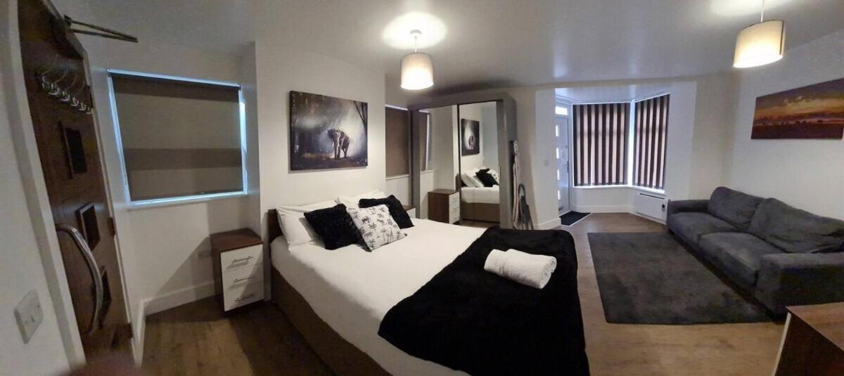 Sav Apartments Regent Leicester Room photo